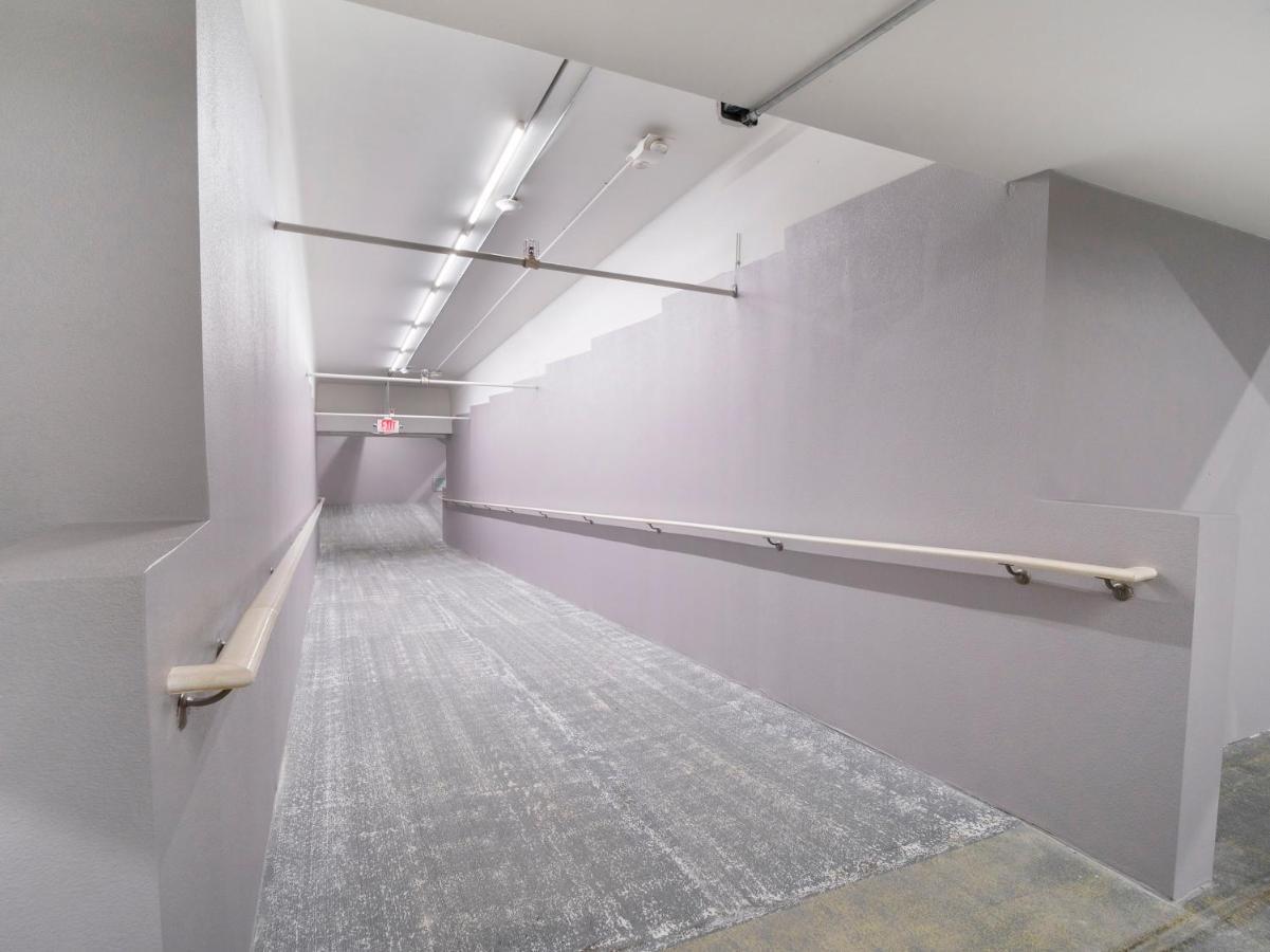 Oyo Hotel & Apartments Houston Galleria 외부 사진